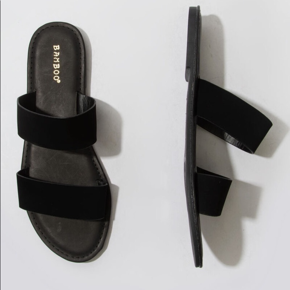 BAMBOO Double Strap Black Women’s Sandals Size 7